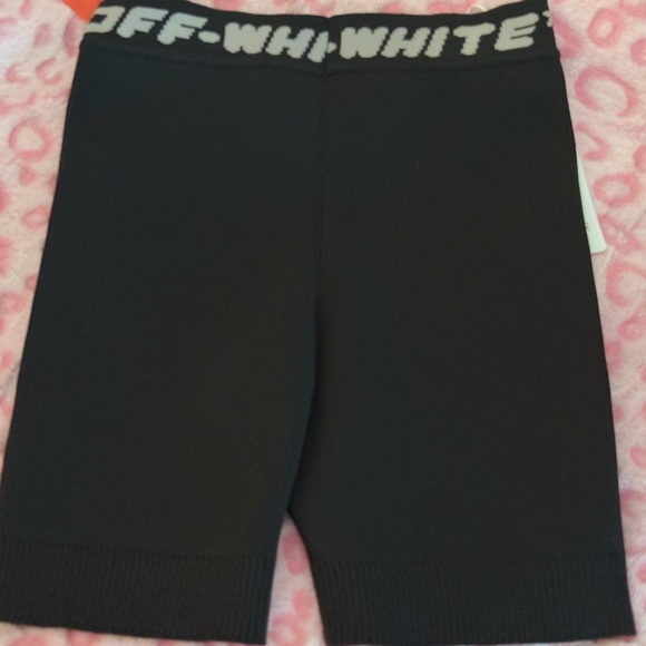 Off-White Black Ribbed Biker Shorts - Picture 2 of 2